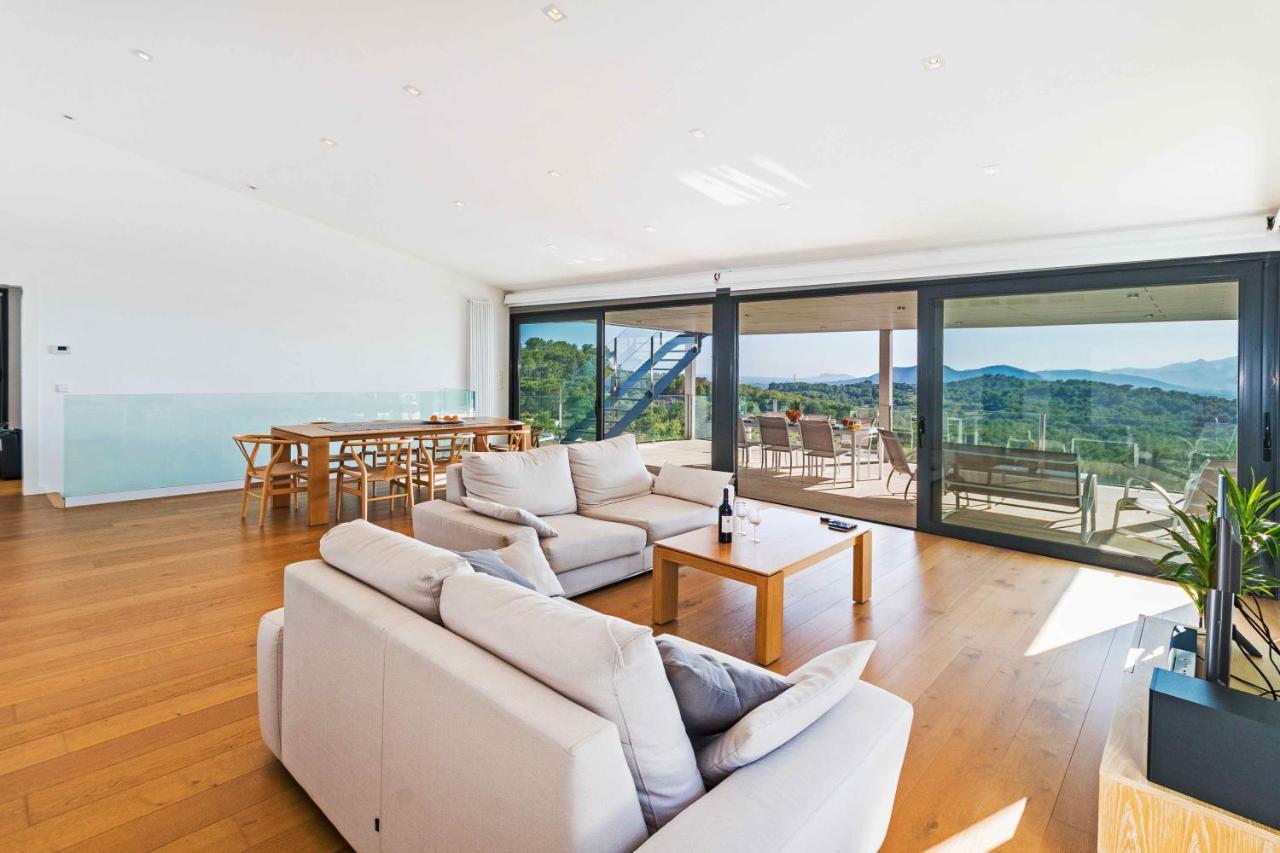 Panoramica By Esteva Emerald Apartment