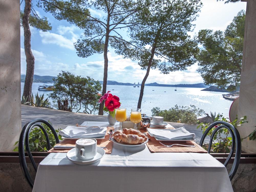 Hotel Cala Fornells 4*