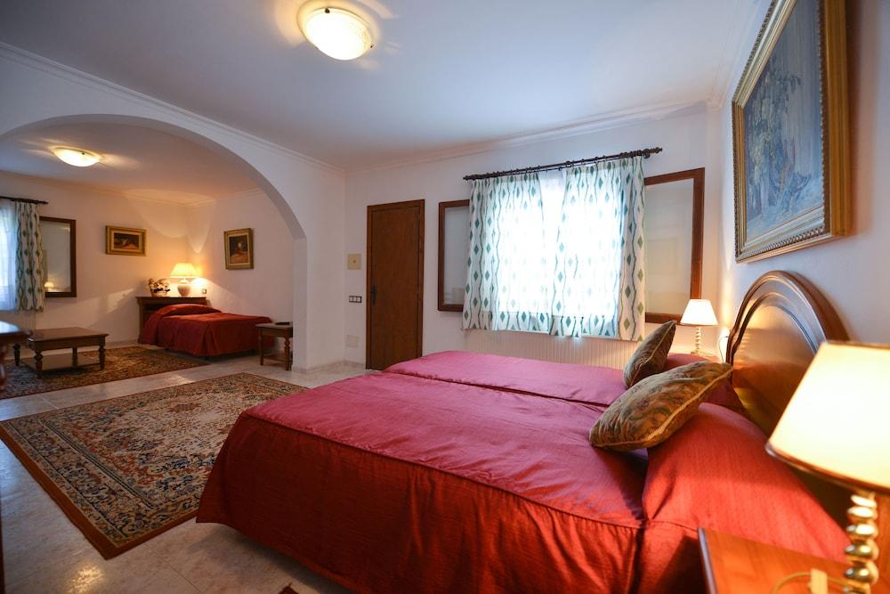 Hotel Rural Predio Son Serra 4*