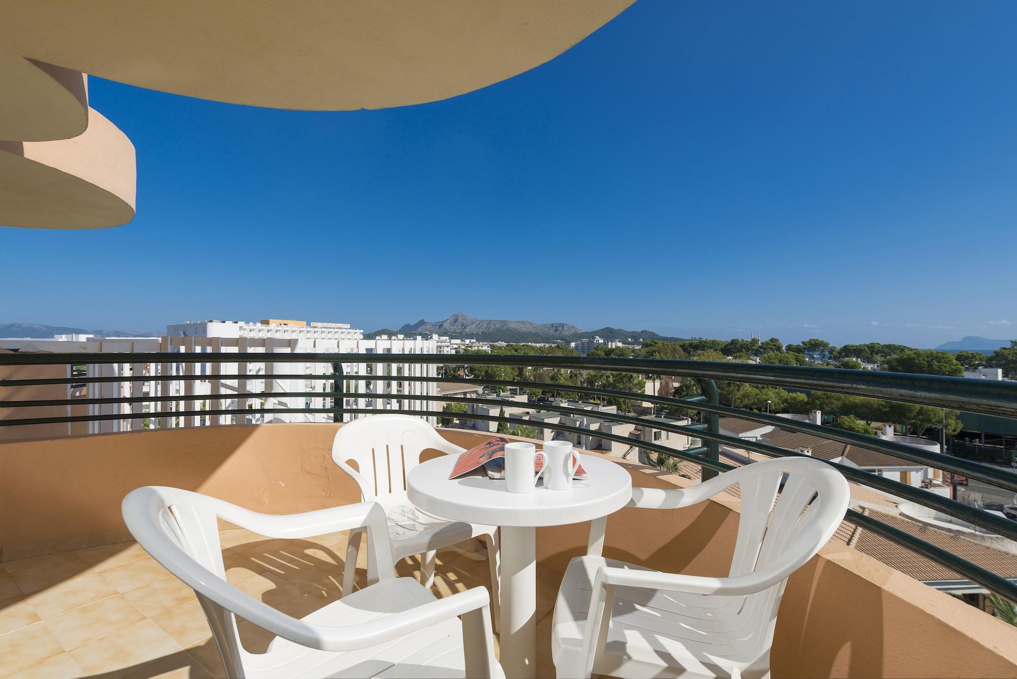 Alcúdia Apartahotel 3*