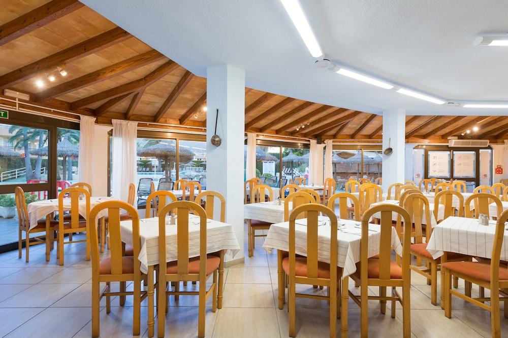Apartahotel Alcúdia 3*
