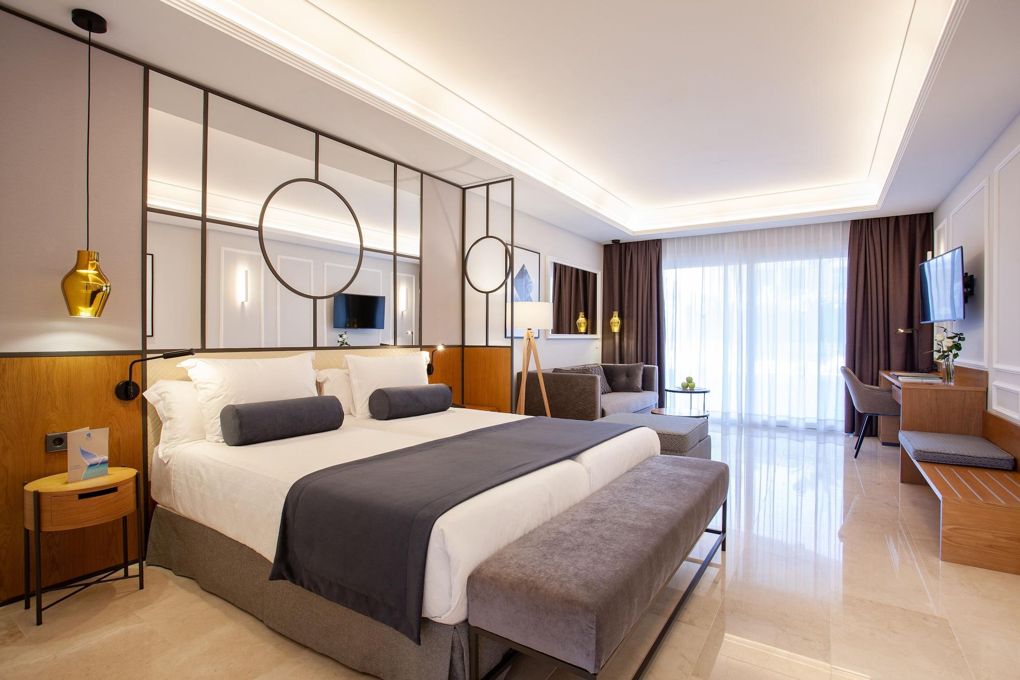 Hotel Grupotel Playa De Palma Suites&spa 4*