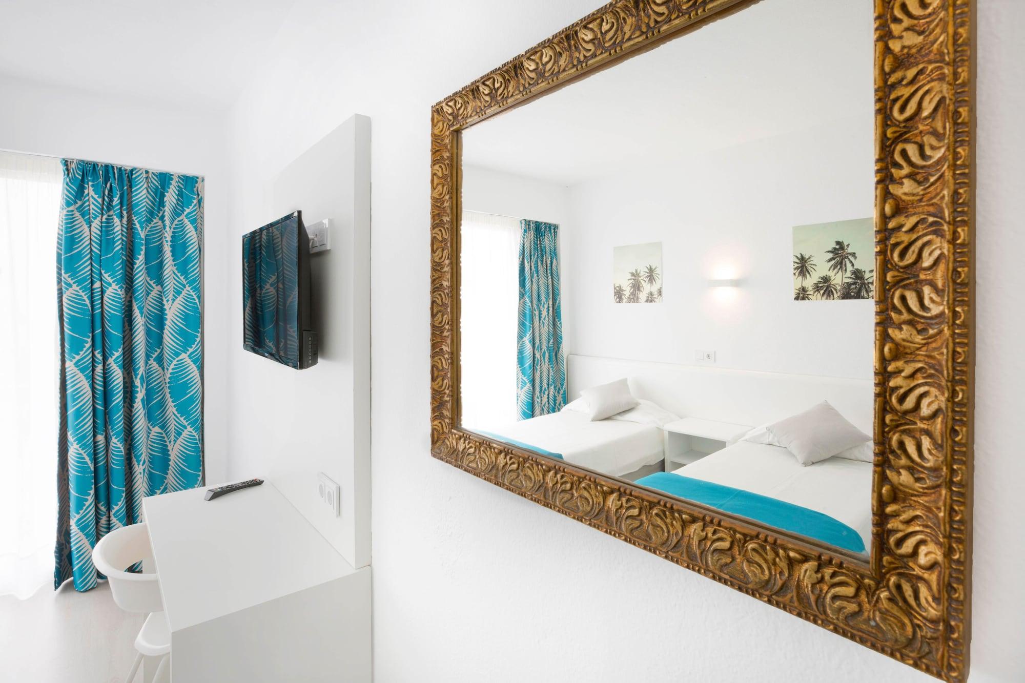 Hotel Blue Sea Arenal Tower - Solo Adultos 3*