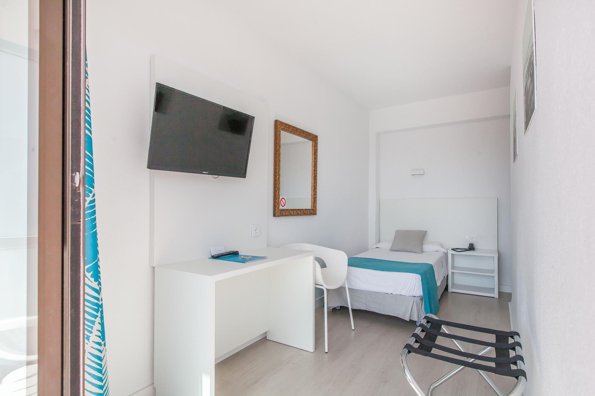 Hotel Blue Sea Arenal Tower - Solo Adultos