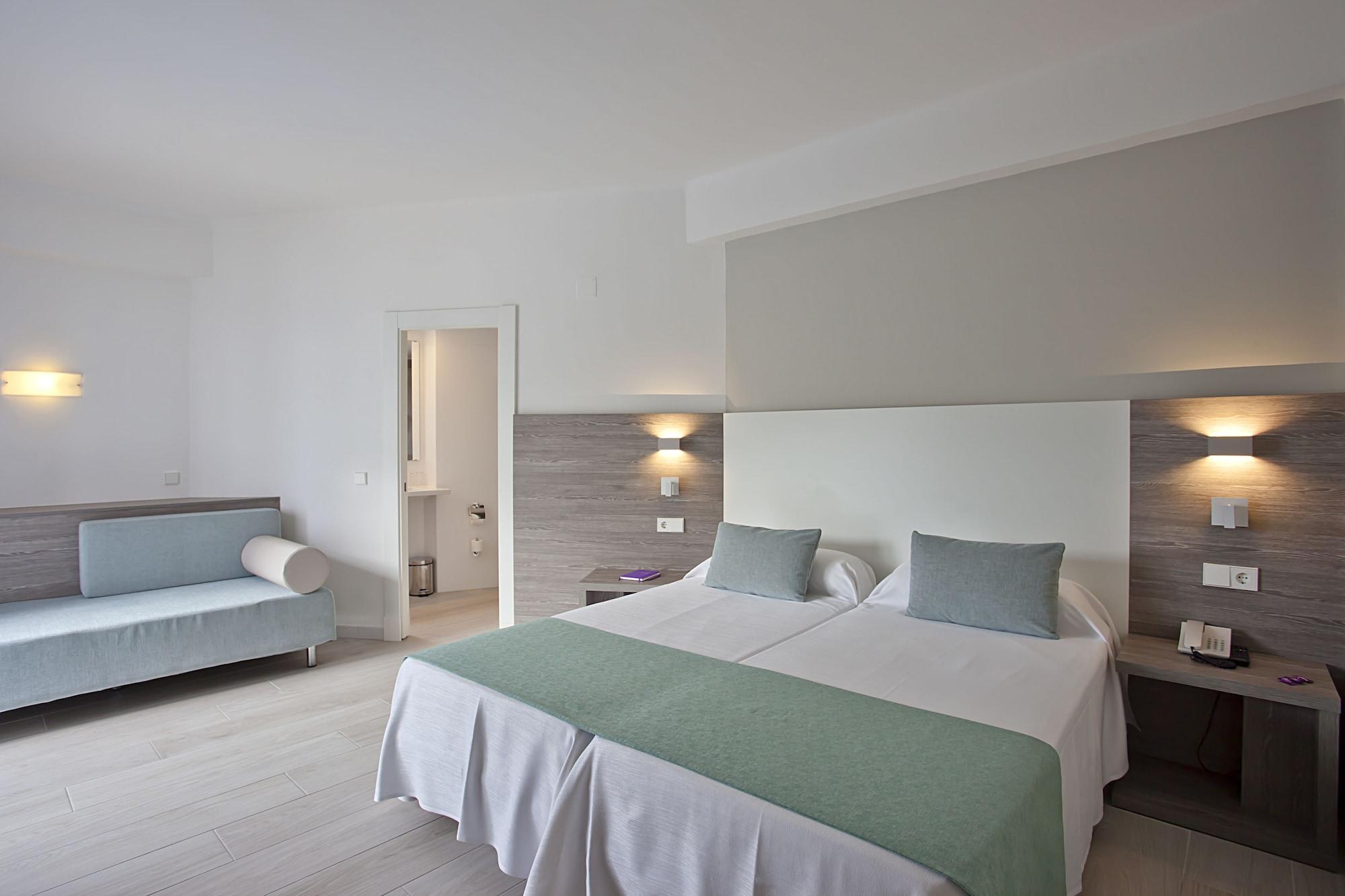 Fergus Bermudas 4* Palmanova
