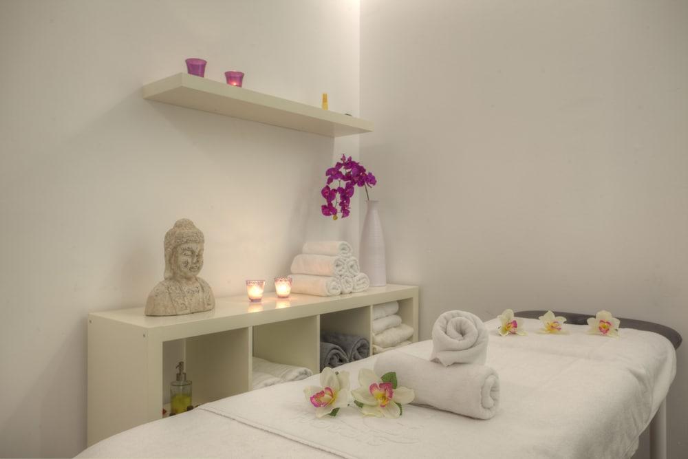 Hotel Bg Pamplona 4*