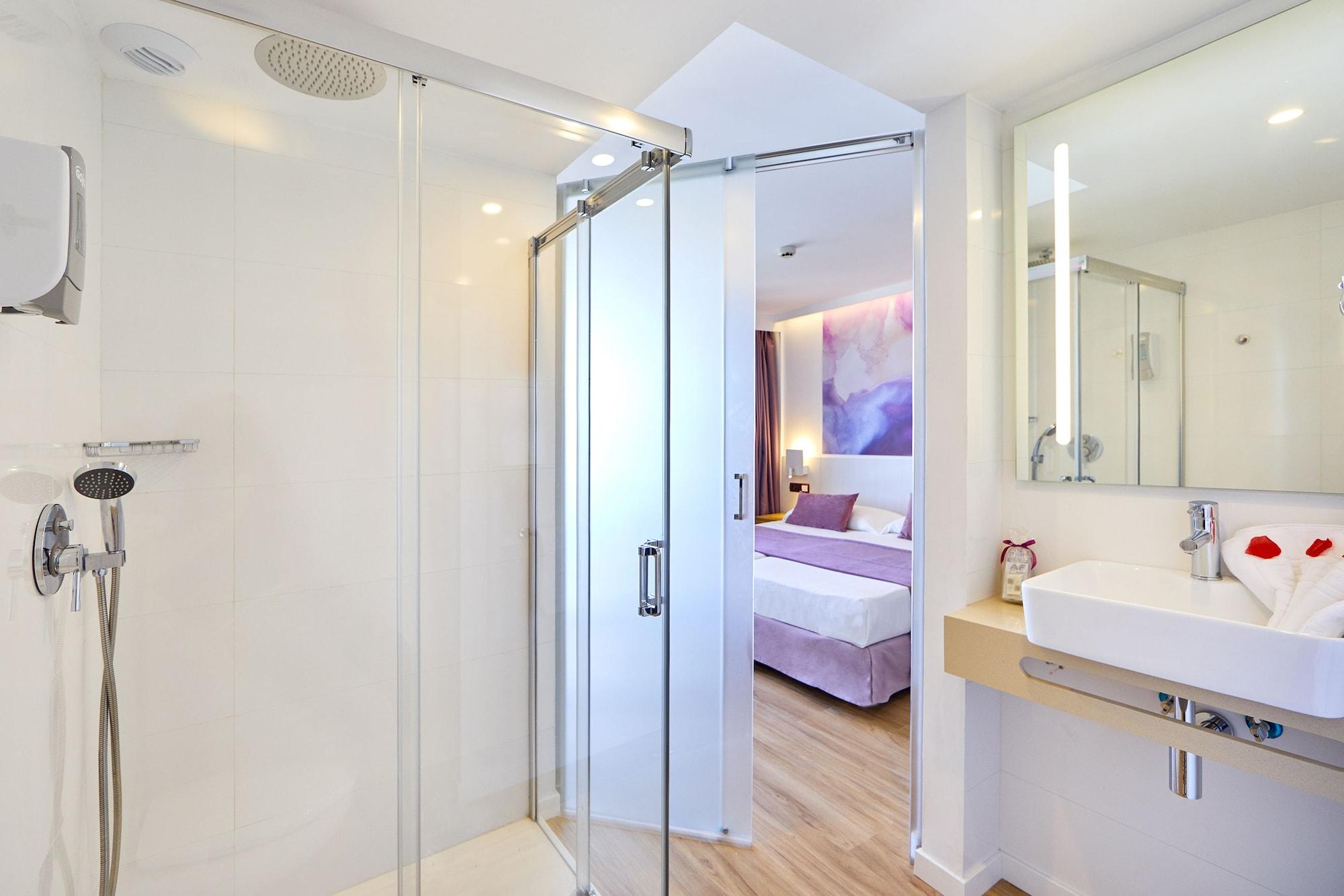 Mll Mediterranean Bay - Adults Only 4*