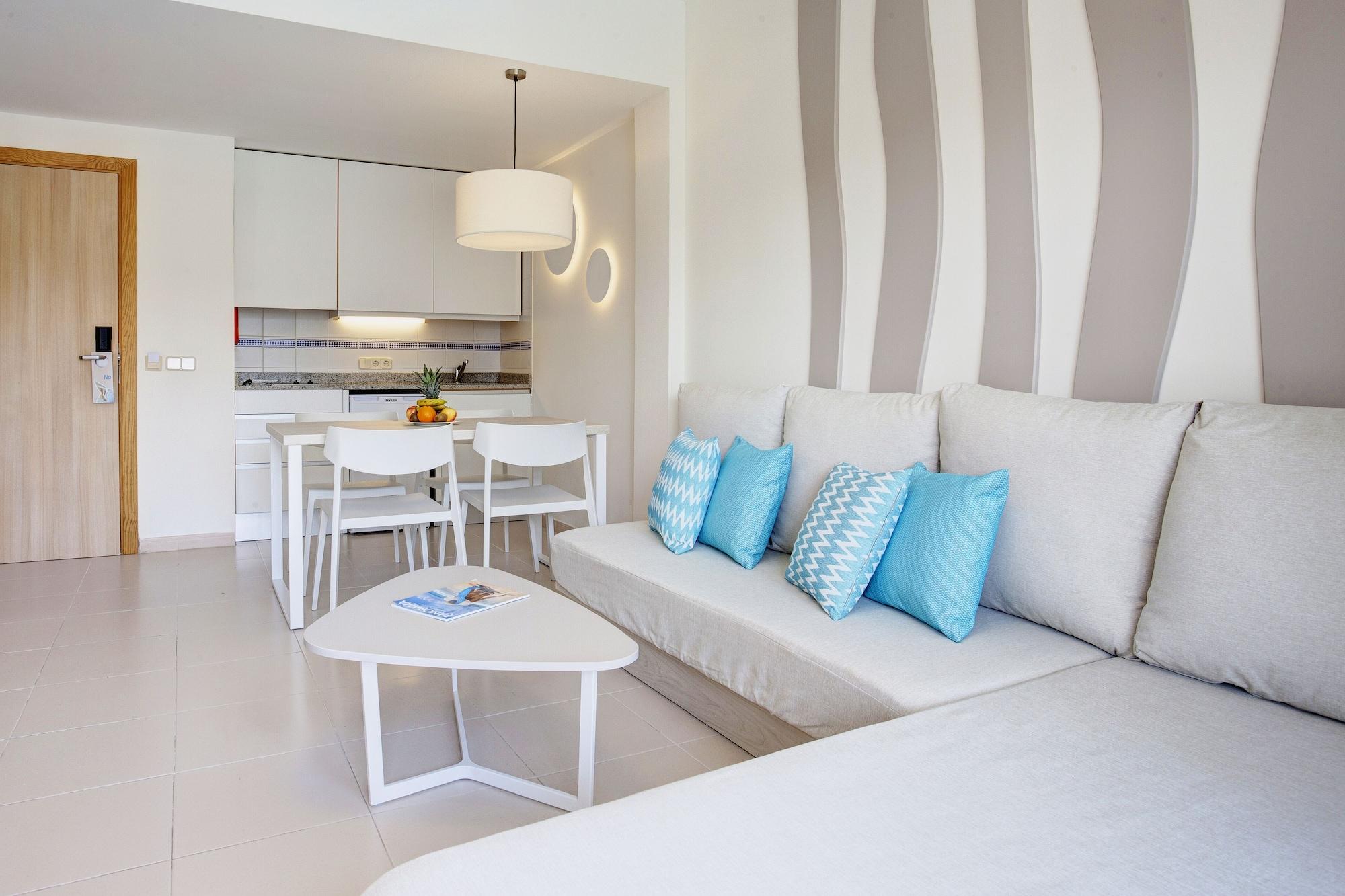 Grupotel Mallorca Mar Apartahotel 4*