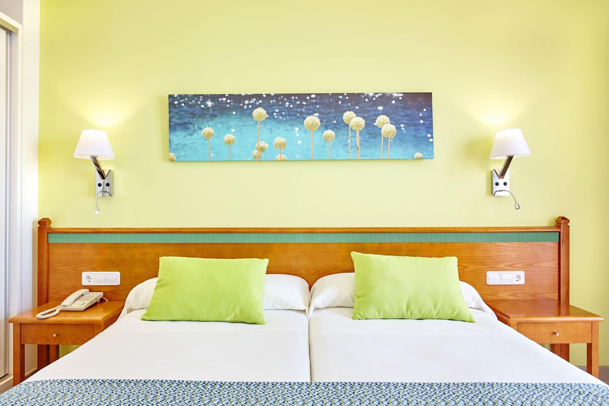 Universal Laguna Canyamel (Mallorca)