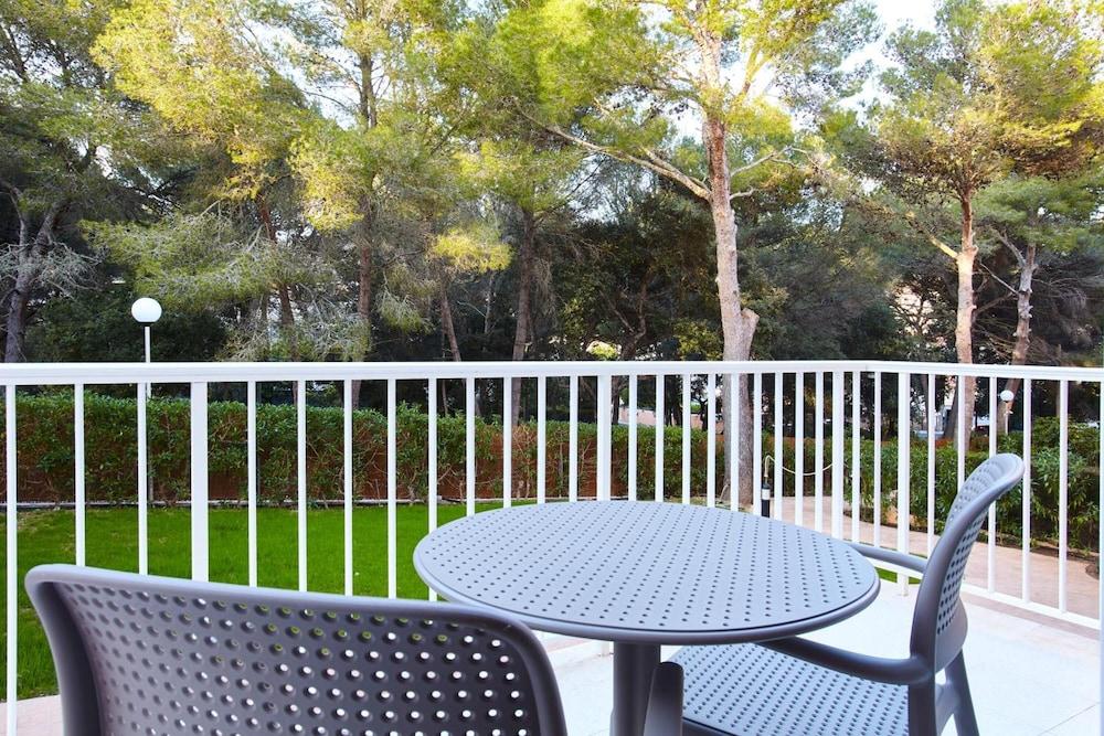 Hotel Universal Laguna 4*
