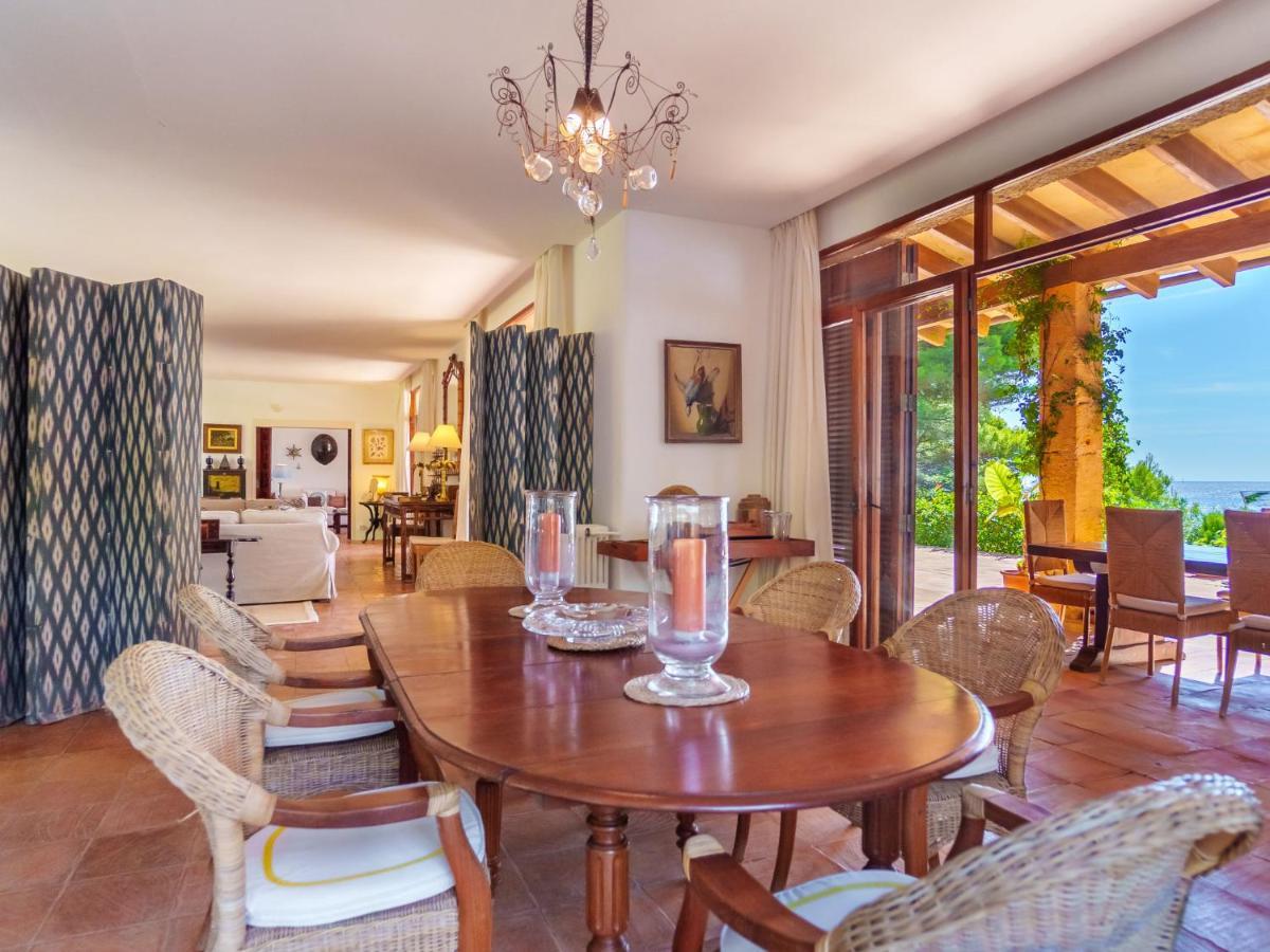 Villa L'embat By Interhome