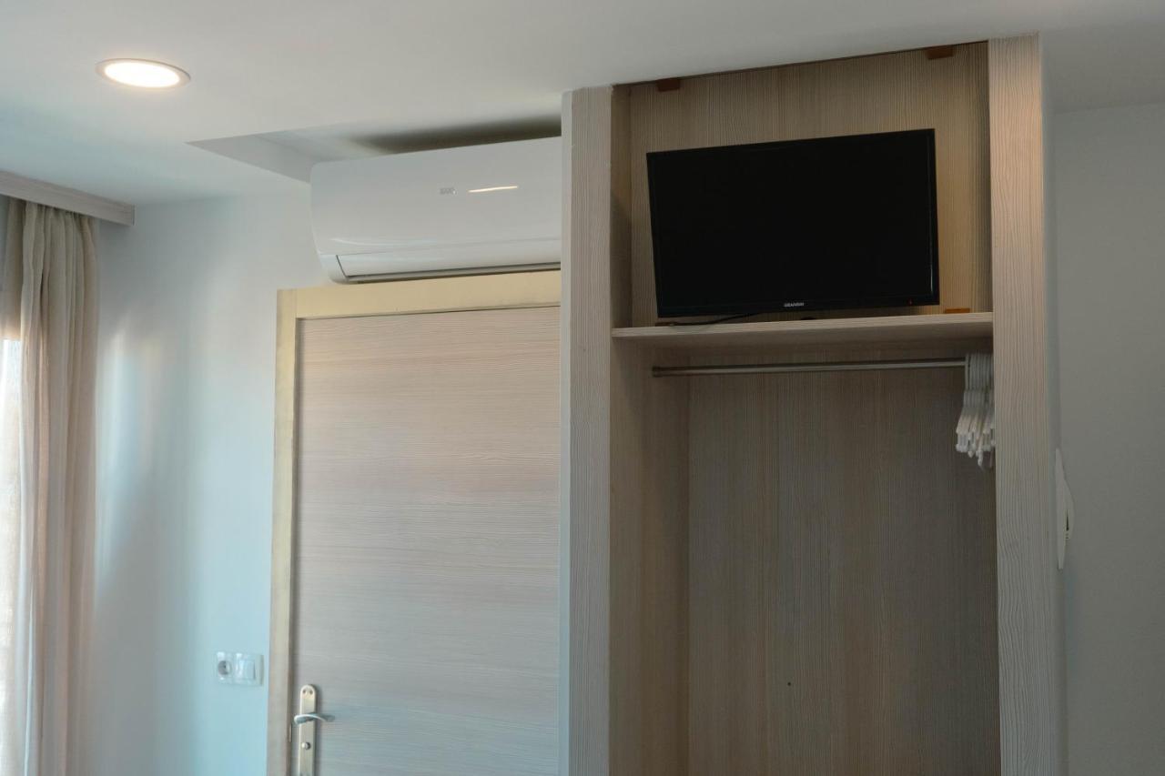Coral House & Food (adults Only) Hotel 2*