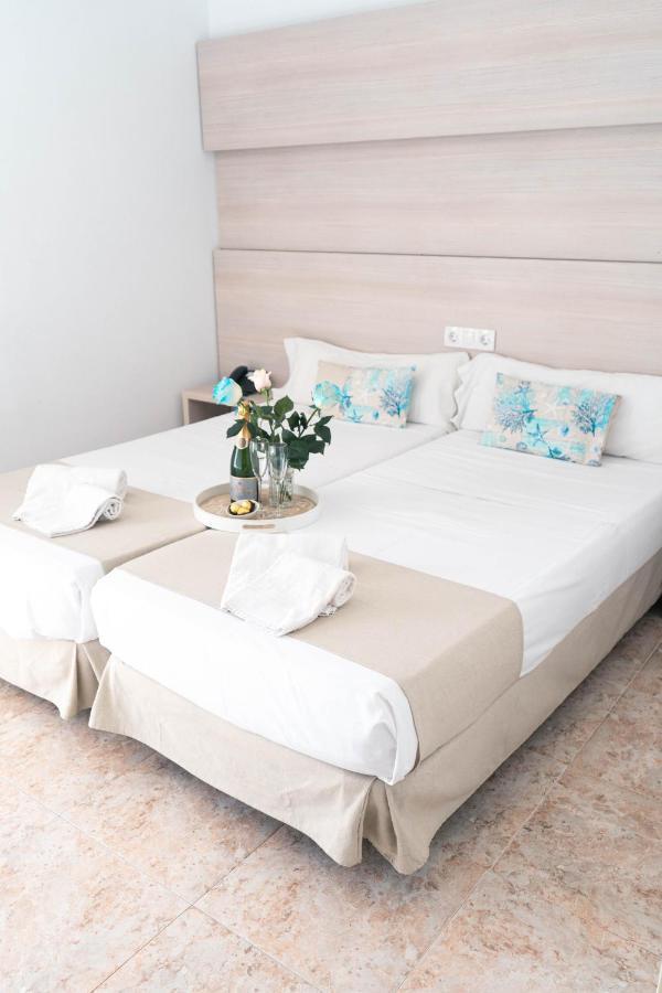 Coral House & Food (adults Only)