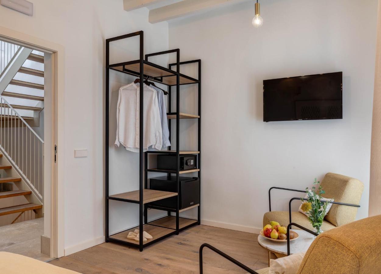 Ca's Cuscanti Hotel *