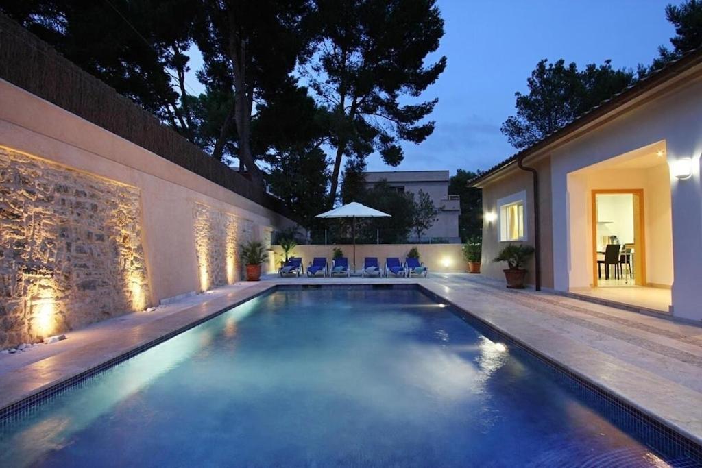 Modern 300m From Crystal Clear Coves By Renthousing Cala San Vicente (Mallorca)