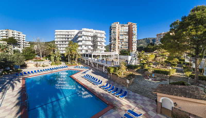 Globales Hotel 4*