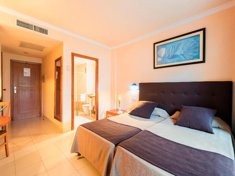 Garden Apartahotel 4*