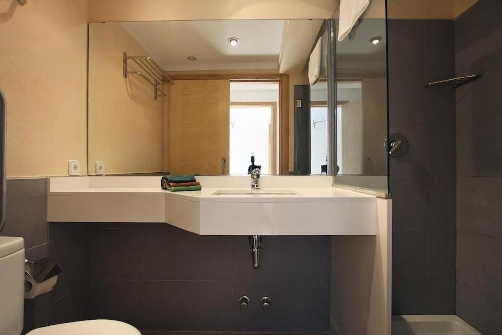 Modern 300m From Crystal Clear Coves By Renthousing Cala San Vicente (Mallorca)