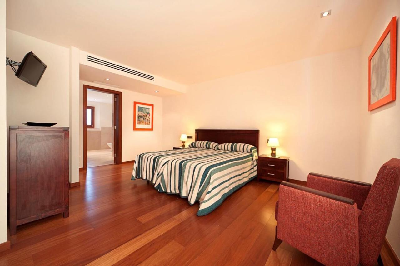 Fantastic Fiol 3 Bedrooms Perfectly Located Between And Puerto
