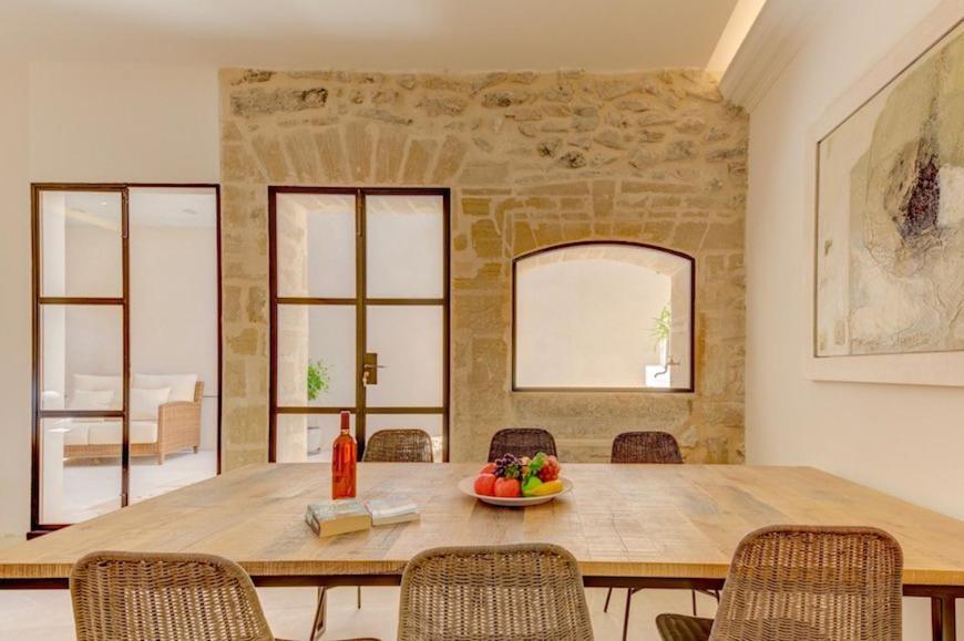 Charming Alicanti 4 Bedrooms Positioned In The Heart Of Old Town Villa *