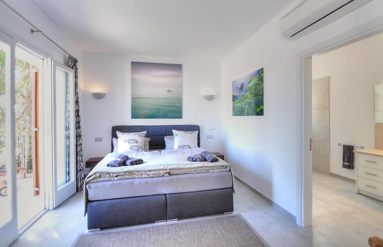 Elegant Mallorca Estera 6 Bedrooms En-suite Extra Large Private Pool Porto Colom