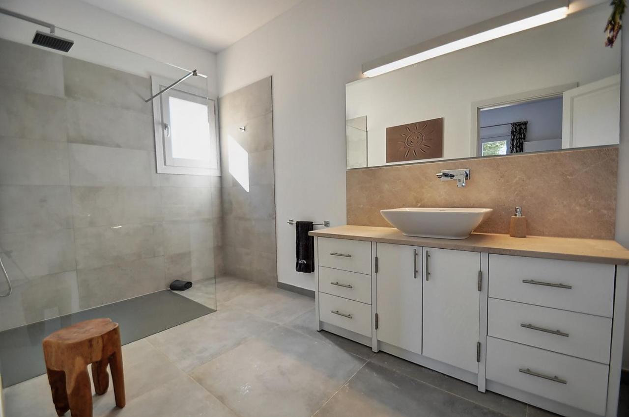 Villa Elegant Mallorca Estera 6 Bedrooms En-suite Extra Large Private Pool Porto Colom *