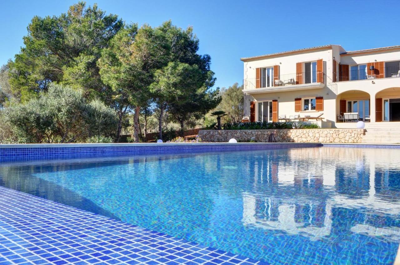 Elegant Mallorca Estera 6 Bedrooms En-suite Extra Large Private Pool Porto Colom Villa *