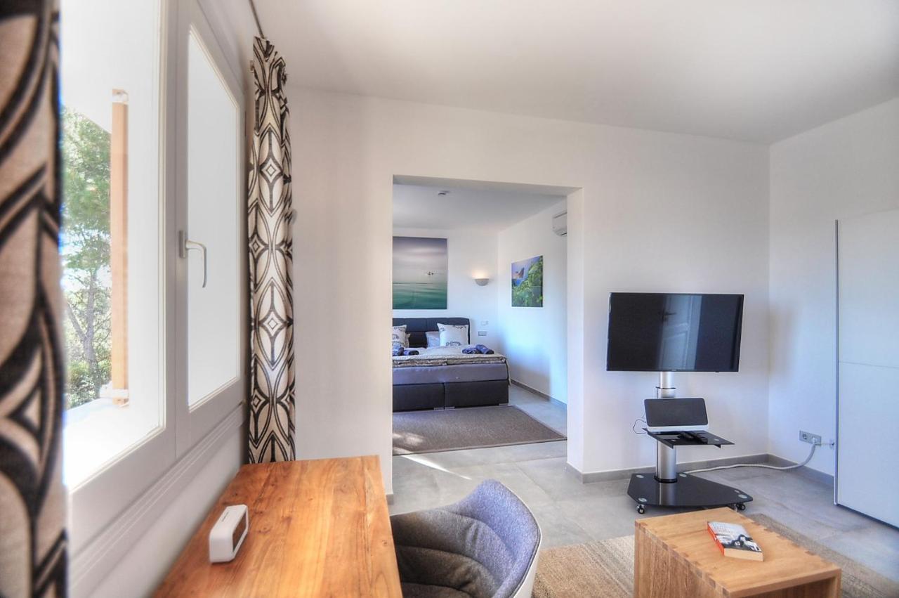 Elegant Mallorca Estera 6 Bedrooms En-suite Extra Large Private Pool Porto Colom Villa