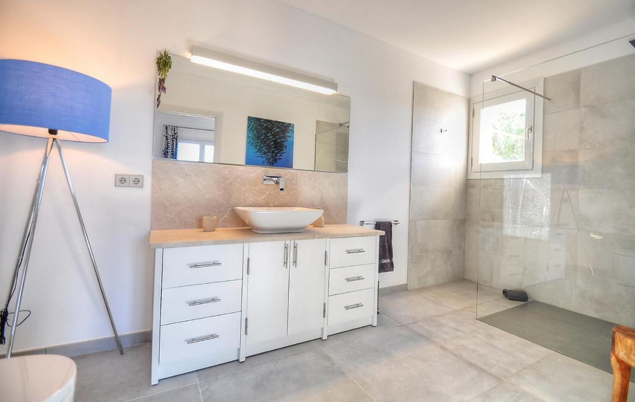 Elegant Mallorca Estera 6 Bedrooms En-suite Extra Large Private Pool Porto Colom Villa