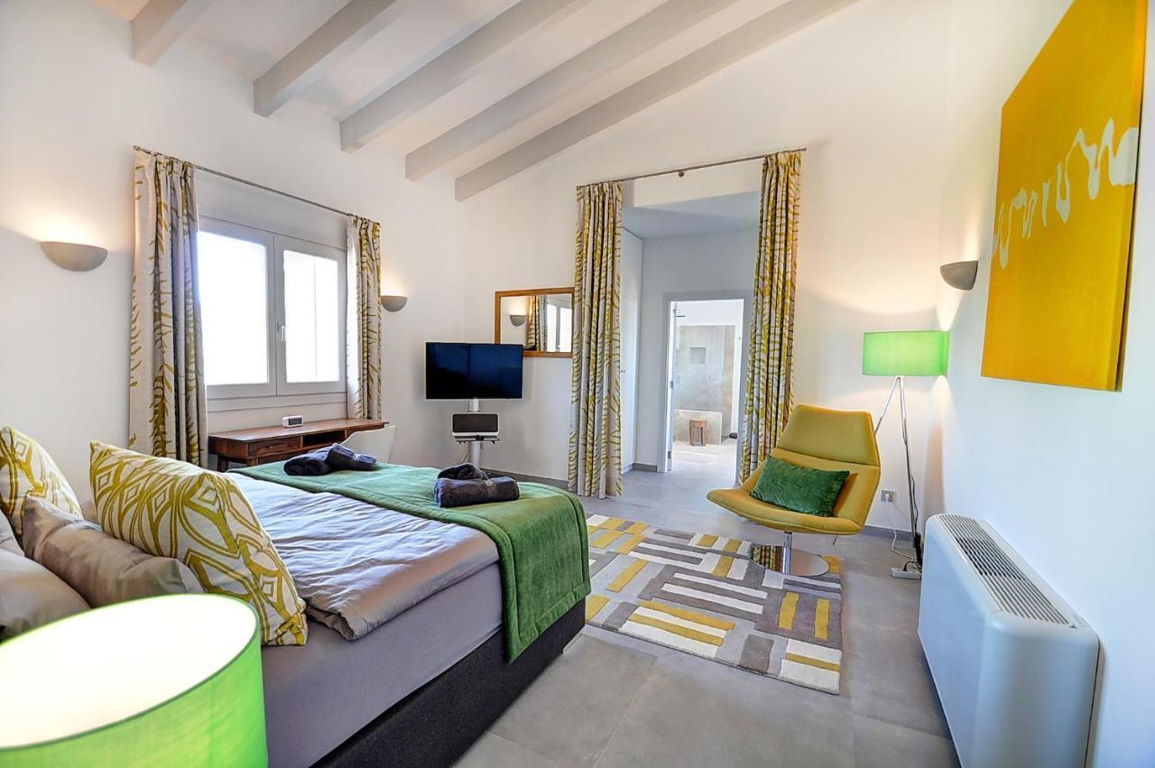 Villa Elegant Mallorca Estera 6 Bedrooms En-suite Extra Large Private Pool Porto Colom Fenalitx (Fenalich)