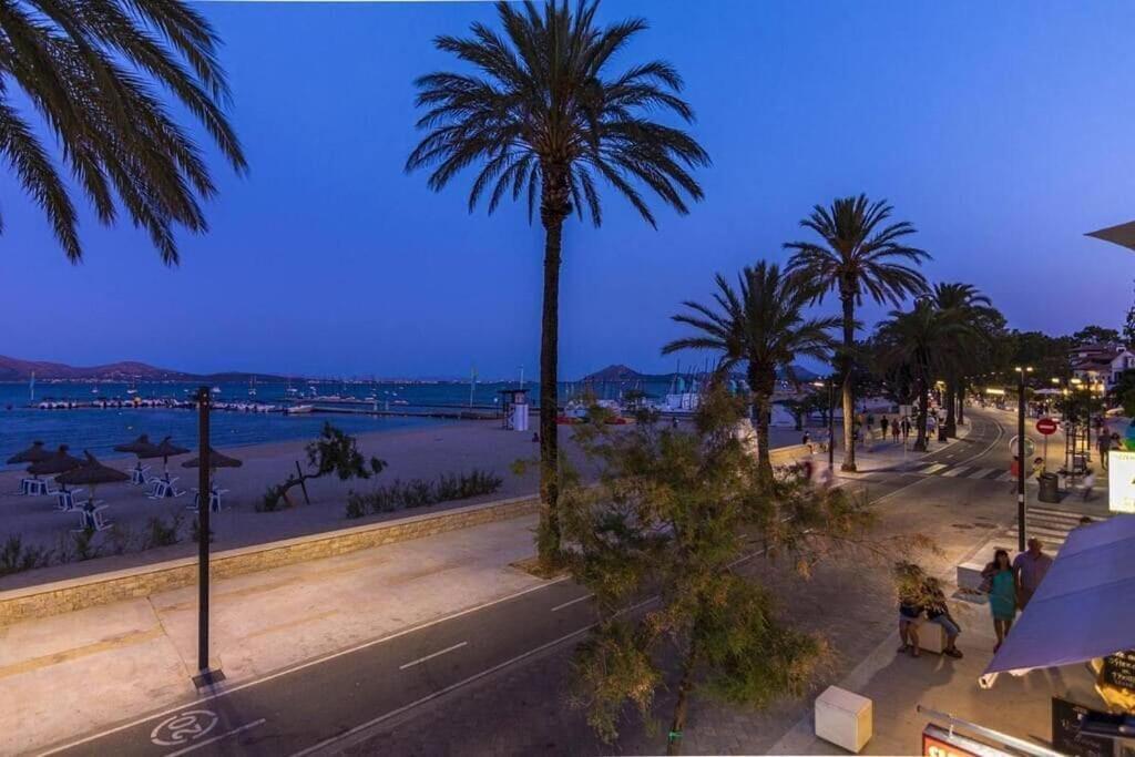 Fabulous With Views In By Renthousing Apartamento