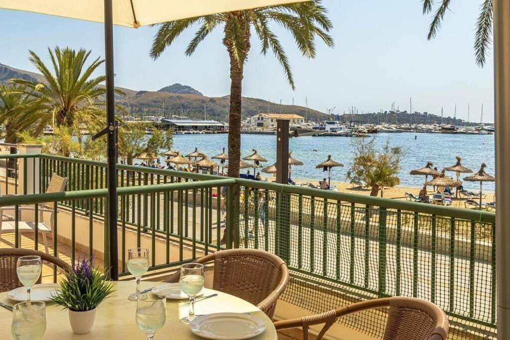 Apartamento Fabulous With Views In By Renthousing