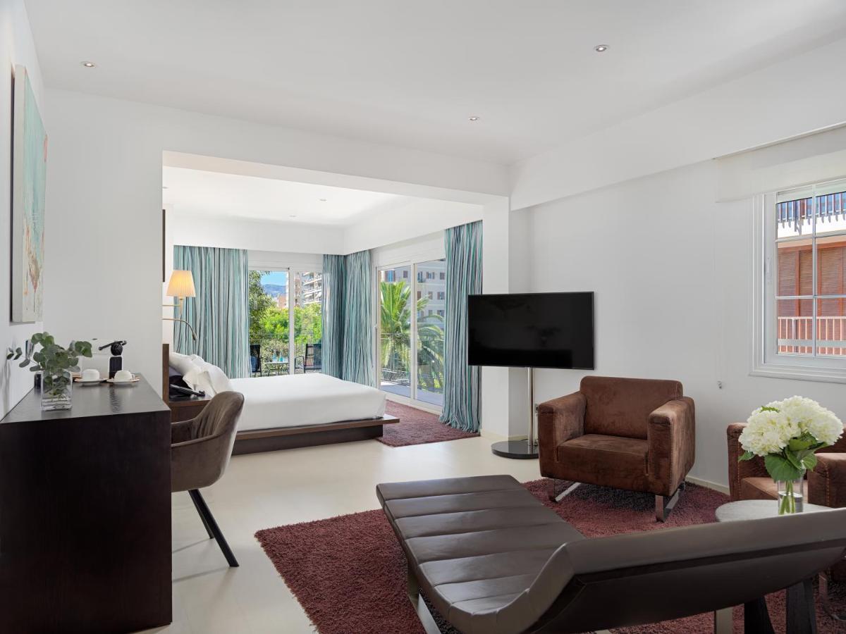 Saratoga Hotel 4*