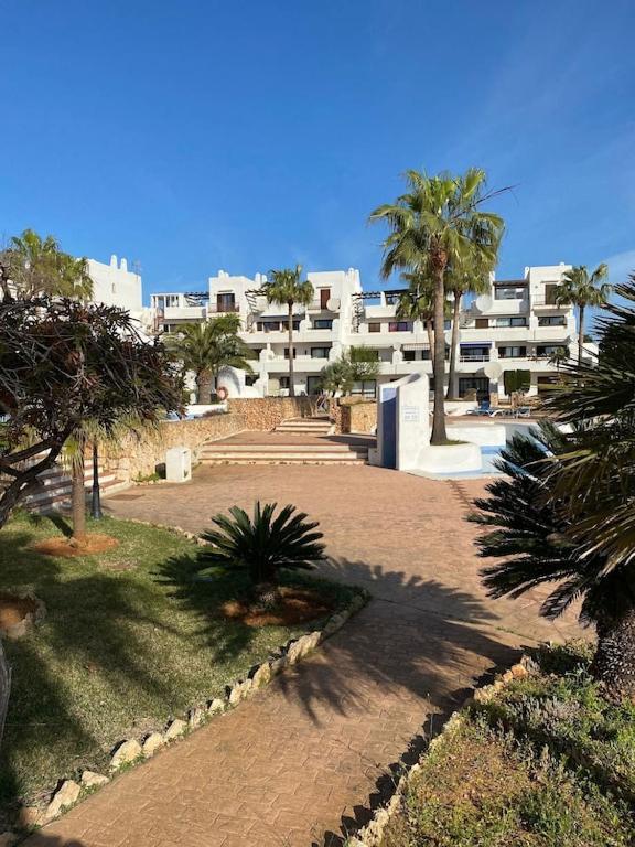 Apartamento Marina Dor - Cala Egos- Sunny Ground Floor With Large Garden