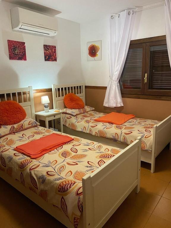 Marina Dor - Cala Egos- Sunny Ground Floor With Large Garden *