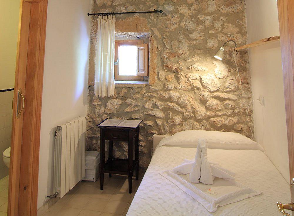 Petit Hostatgeria La Victoria 3*
