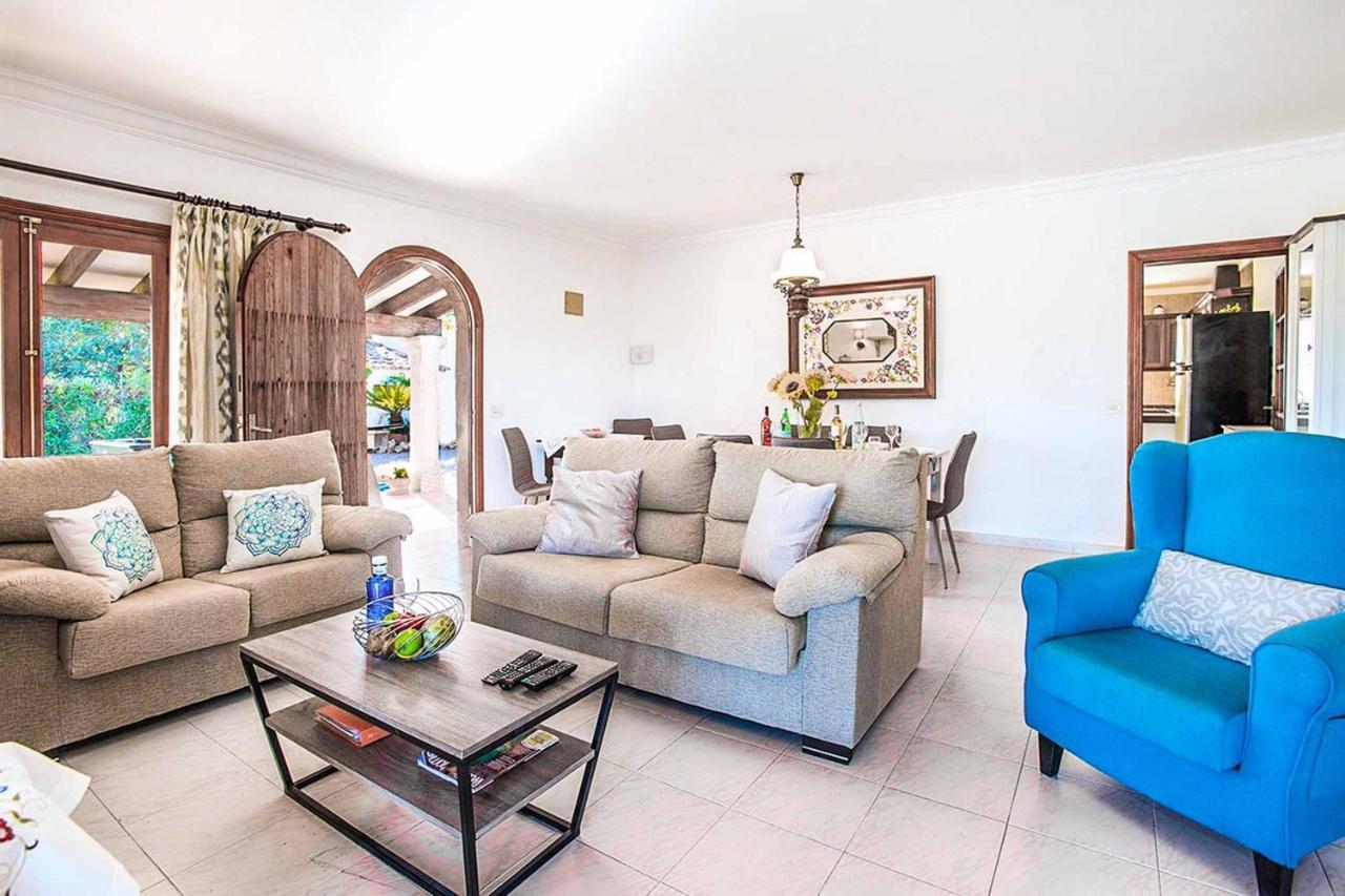 Geranios Villa *