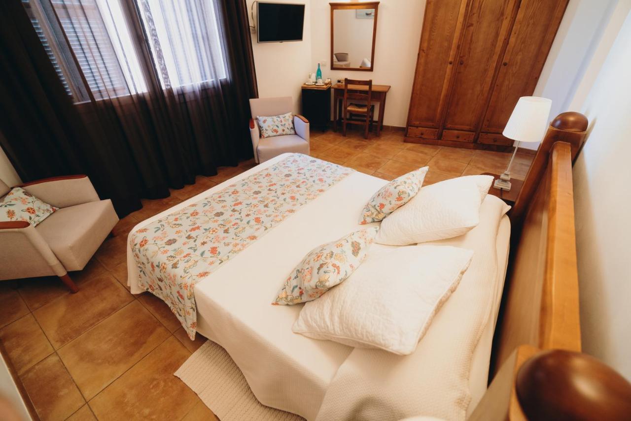 Hotel Serrete 3*