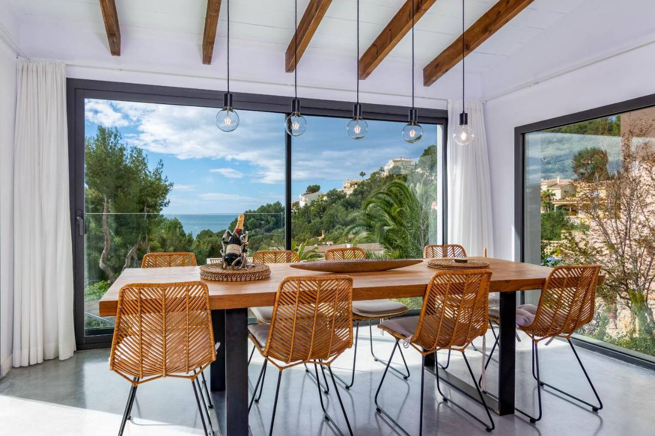 3009 - Luxurious New In Quiet Area In