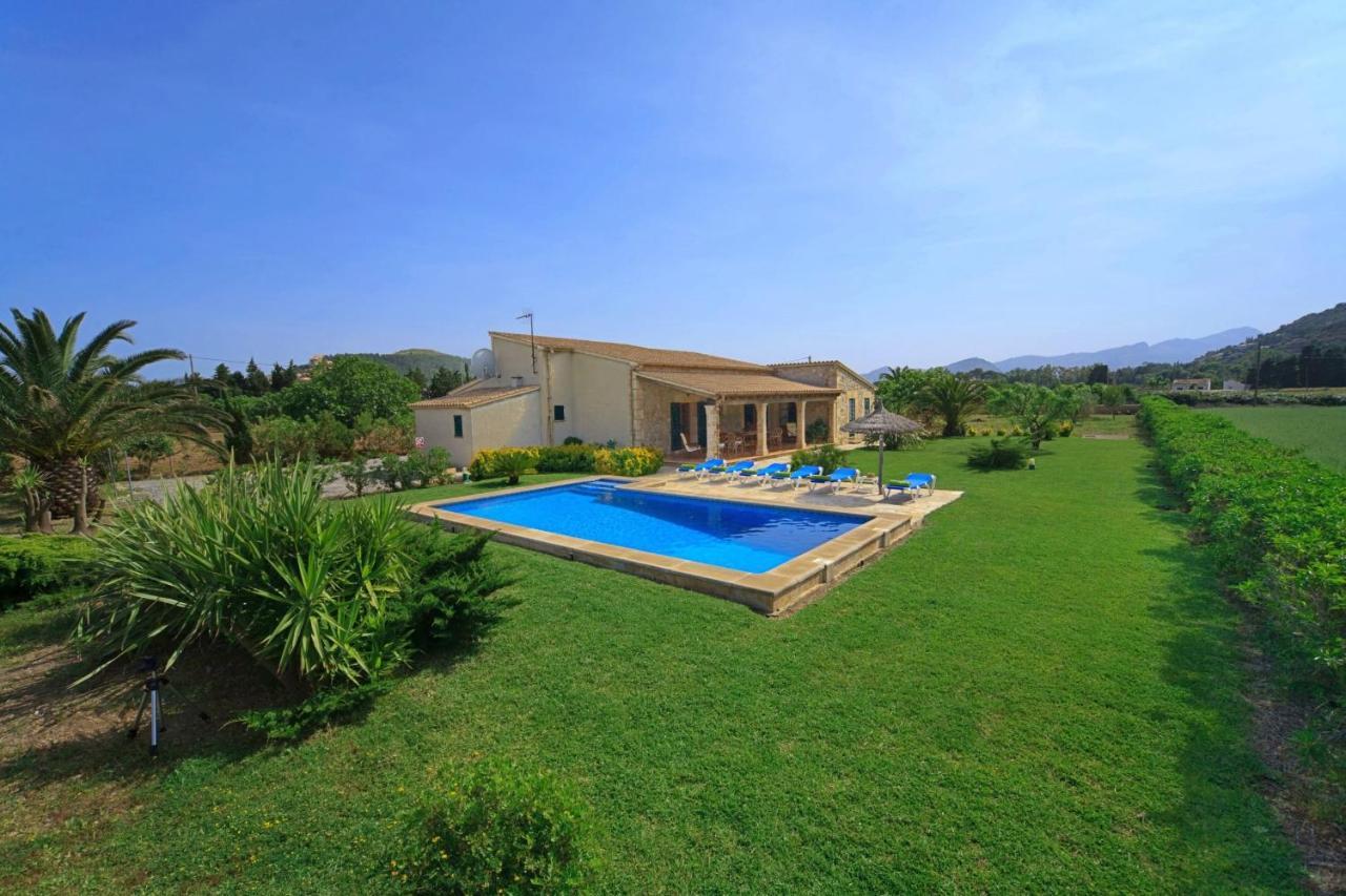Attractive Pera Villa Puerto Pollensa