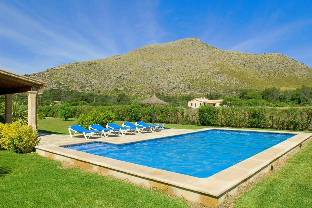 Attractive Pera Villa *