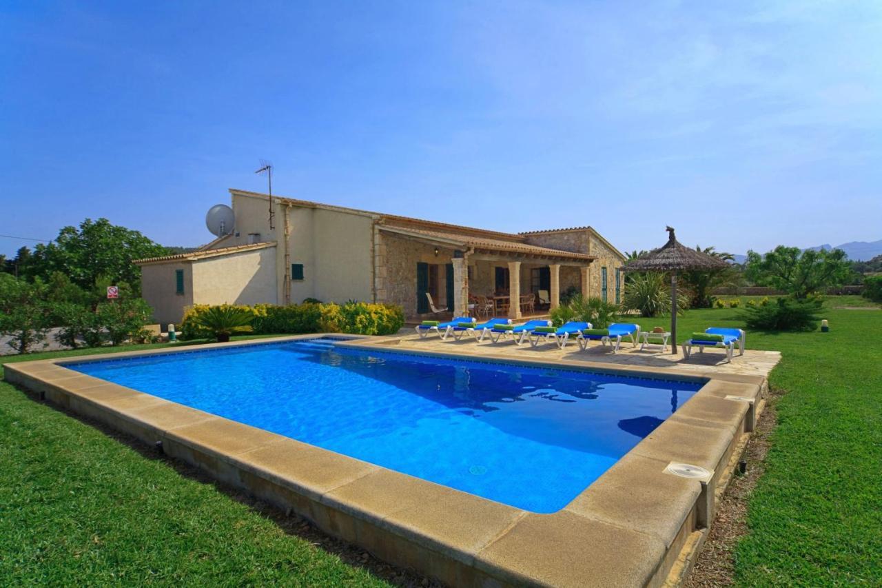 Attractive Pera Villa *