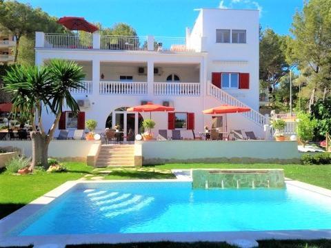 *villa Michaela* *