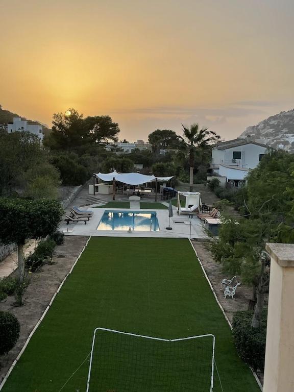 Сasa de vacaciones Port D'andratx Beautiful House, Swimming Pool & Jacuzzi 10-22 People Andratx (Andrach)