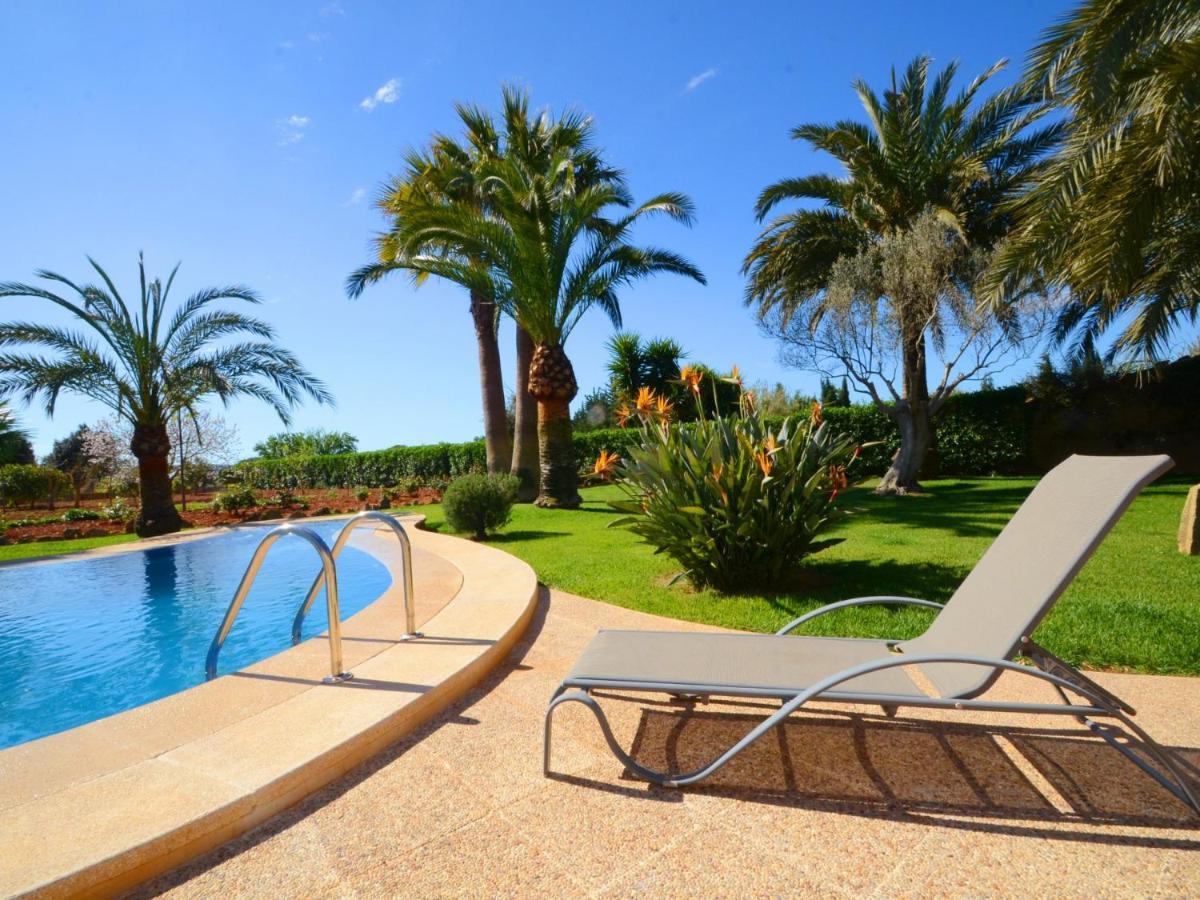 Villa Rovey, Pool And Gardens In Inca (Mallorca)