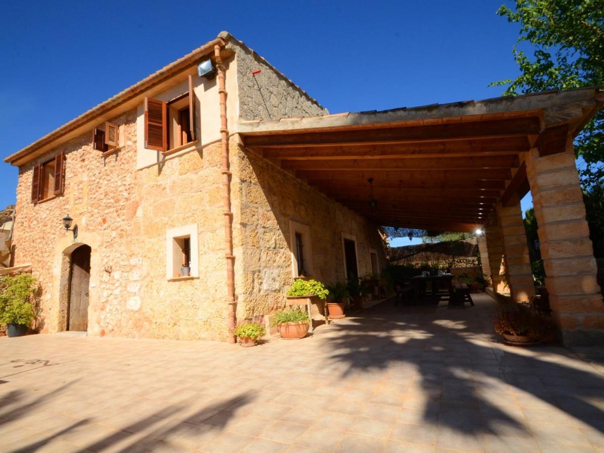 Rovey, Pool And Gardens In