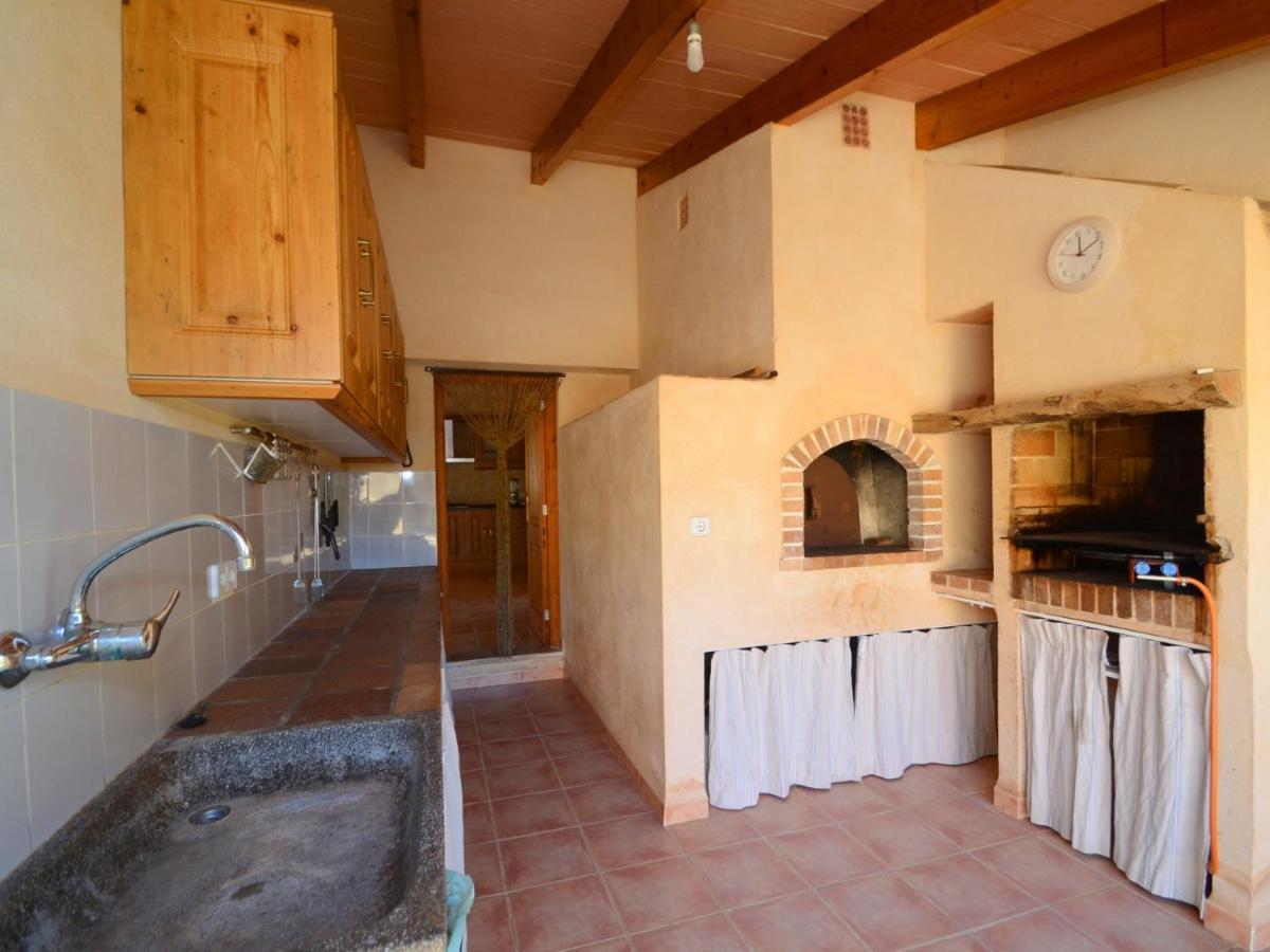 Rovey, Pool And Gardens In Villa *