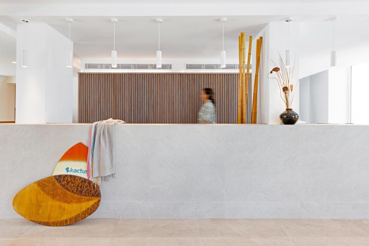 Flipflop Cala Mandia Hotel 3*