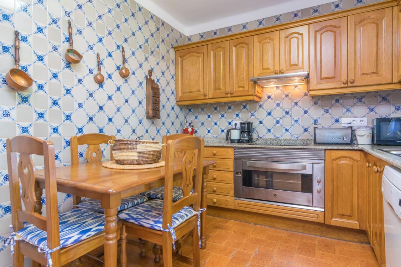 Calistro Villa *