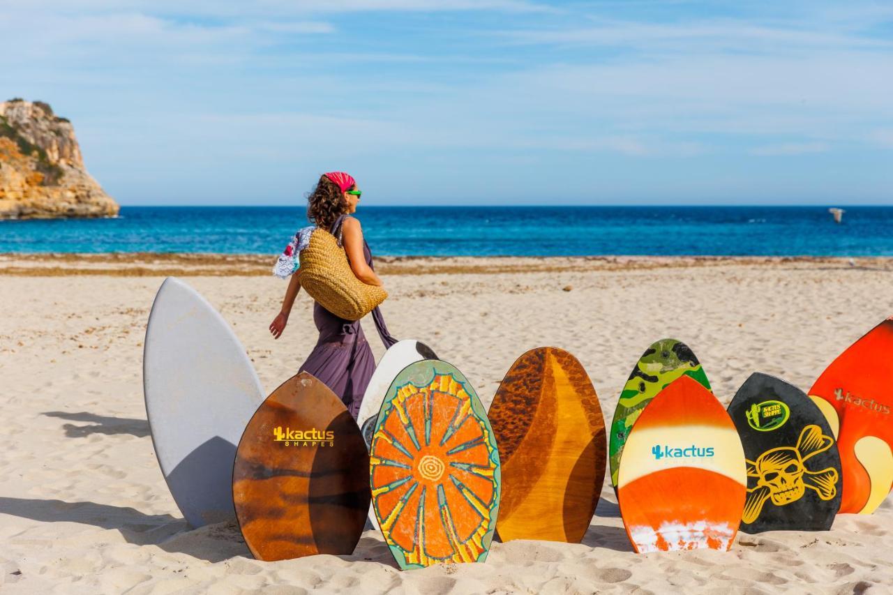Flipflop Cala Mandia Hotel 3*